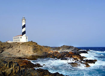 pescaturismomenorca.com excursiones en barco a Favaritx en Menorca