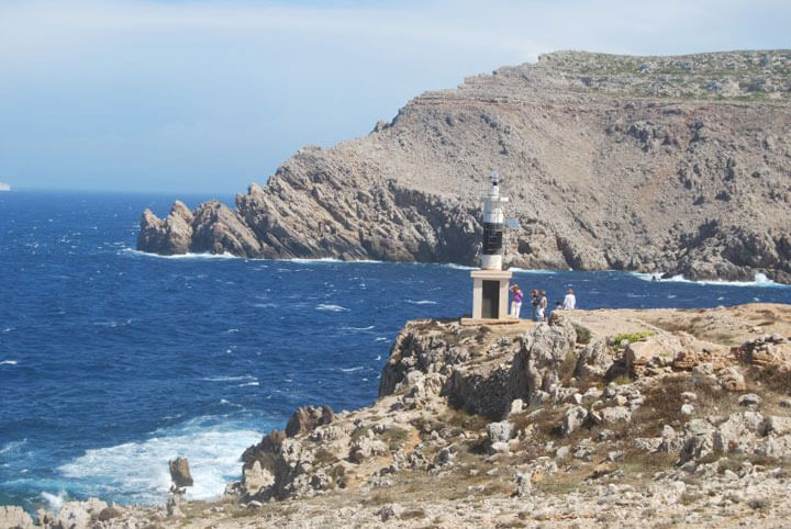pescaturismomenorca.com excursiones en barco a Fornells Menorca