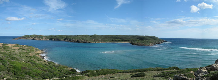 fishingtripmenorca.co.uk boat trips to Isla Colom in Menorca