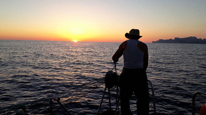 www.angeltourenmenorca.de Boot Angeltouren von Ciutadella mit Llagostera